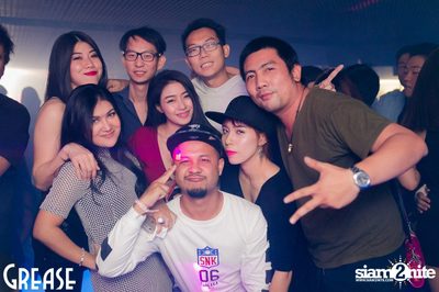 Saturday Night at Grease Bangkok, Sukhumvit Soi 49 — photo 38