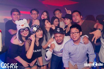 Saturday Night at Grease Bangkok, Sukhumvit Soi 49 — photo 39