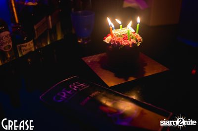 Saturday Night at Grease Bangkok, Sukhumvit Soi 49 — photo 41