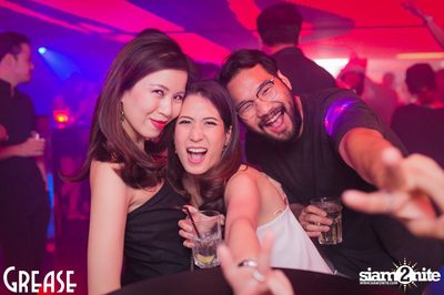 Saturday Night at Grease Bangkok, Sukhumvit Soi 49 — photo 54