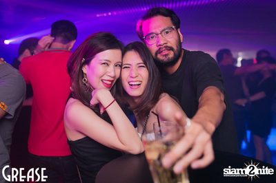 Saturday Night at Grease Bangkok, Sukhumvit Soi 49 — photo 55
