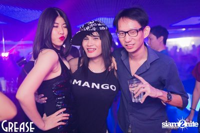 Saturday Night at Grease Bangkok, Sukhumvit Soi 49 — photo 76