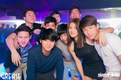 Saturday Night at Grease Bangkok, Sukhumvit Soi 49 — photo 77