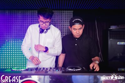 Saturday Night at Grease Bangkok, Sukhumvit Soi 49 — photo 80