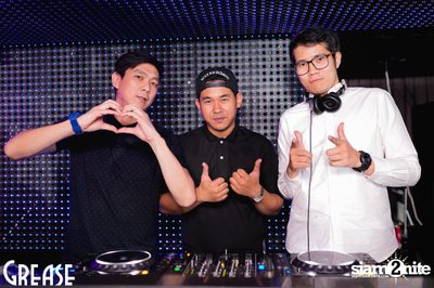 Saturday Night at Grease Bangkok, Sukhumvit Soi 49 — photo 88