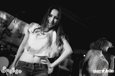 Flower Power Theme Night ที่ สปาสโซ่, Grand Hyatt Erawan — photo 69