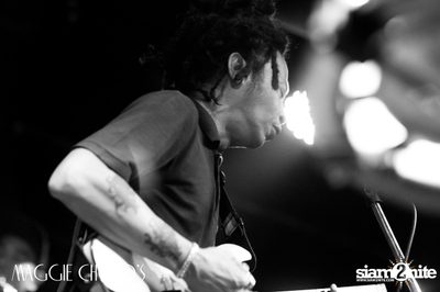 T-Bone Live ที่ร้าน แม็กกี้ ชูวส์, ถนนสีลม — photo 45