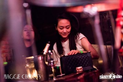 T-Bone Live ที่ร้าน แม็กกี้ ชูวส์, ถนนสีลม — photo 47