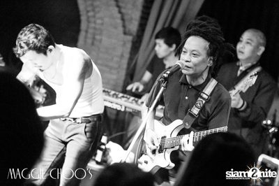 T-Bone Live ที่ร้าน แม็กกี้ ชูวส์, ถนนสีลม — photo 56