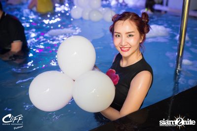 Connection Full Moon Party at Cliff Seaview Restaurant — photo 14