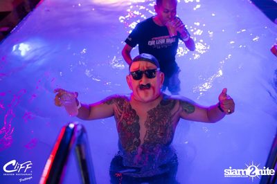 Connection Full Moon Party at Cliff Seaview Restaurant — photo 58