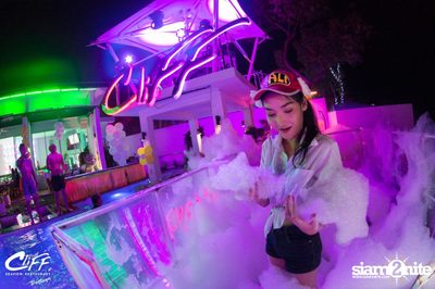 Connection Full Moon Party at Cliff Seaview Restaurant — photo 108