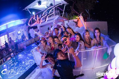 Connection Full Moon Party at Cliff Seaview Restaurant — photo 121