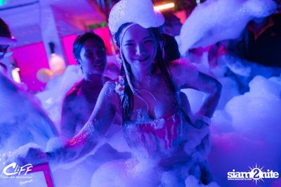 Connection Full Moon Party at Cliff Seaview Restaurant — photo 126