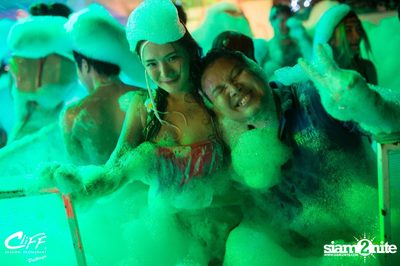 Connection Full Moon Party at Cliff Seaview Restaurant — photo 127