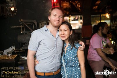 Mellow Motif Live ที่ร้าน ดิ ไอร่อน แฟรี่, ทองหล่อ — photo 3