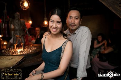 Mellow Motif Live ที่ร้าน ดิ ไอร่อน แฟรี่, ทองหล่อ — photo 43