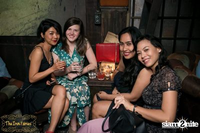 Mellow Motif Live ที่ร้าน ดิ ไอร่อน แฟรี่, ทองหล่อ — photo 44
