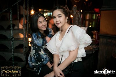 Mellow Motif Live ที่ร้าน ดิ ไอร่อน แฟรี่, ทองหล่อ — photo 48