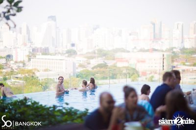 SO POOL PARTY ที่ วอเตอร์ คลับ โรงแรมโซฟิเทล โซ — photo 7