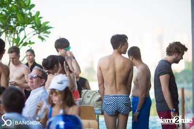 SO POOL PARTY ที่ วอเตอร์ คลับ โรงแรมโซฟิเทล โซ — photo 16