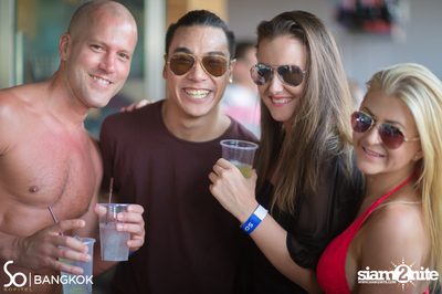 SO POOL PARTY ที่ วอเตอร์ คลับ โรงแรมโซฟิเทล โซ — photo 24