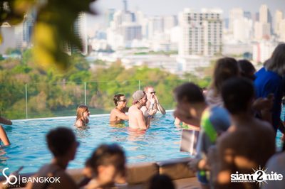 SO POOL PARTY ที่ วอเตอร์ คลับ โรงแรมโซฟิเทล โซ — photo 27
