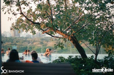 SO POOL PARTY ที่ วอเตอร์ คลับ โรงแรมโซฟิเทล โซ — photo 82