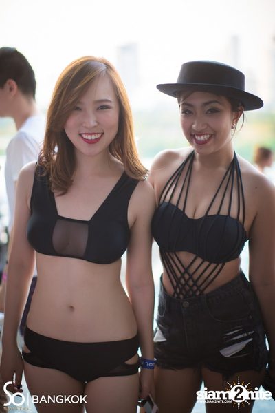 SO POOL PARTY ที่ วอเตอร์ คลับ โรงแรมโซฟิเทล โซ — photo 85