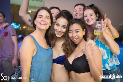 SO POOL PARTY ที่ วอเตอร์ คลับ โรงแรมโซฟิเทล โซ — photo 124