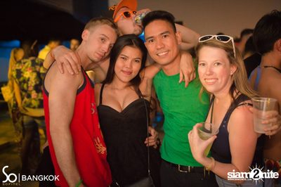 SO POOL PARTY ที่ วอเตอร์ คลับ โรงแรมโซฟิเทล โซ — photo 152