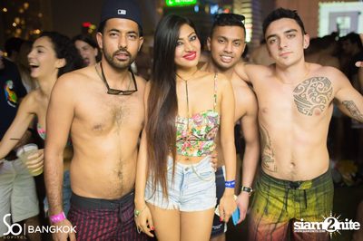 SO POOL PARTY ที่ วอเตอร์ คลับ โรงแรมโซฟิเทล โซ — photo 155