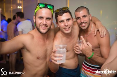SO POOL PARTY ที่ วอเตอร์ คลับ โรงแรมโซฟิเทล โซ — photo 170
