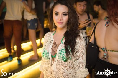 SO POOL PARTY ที่ วอเตอร์ คลับ โรงแรมโซฟิเทล โซ — photo 172