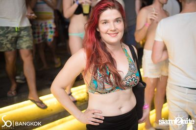 SO POOL PARTY ที่ วอเตอร์ คลับ โรงแรมโซฟิเทล โซ — photo 178