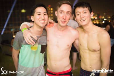SO POOL PARTY ที่ วอเตอร์ คลับ โรงแรมโซฟิเทล โซ — photo 184