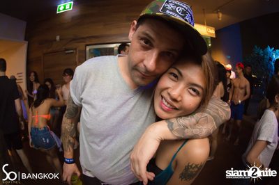 SO POOL PARTY ที่ วอเตอร์ คลับ โรงแรมโซฟิเทล โซ — photo 228
