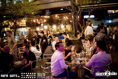 Seenspace Invasion ที่ร้าน Clouds, Fat'R Gut'z และ BREW Beers & Ciders — photo 3