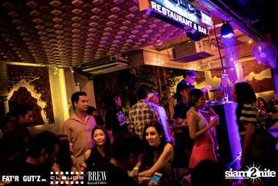 Seenspace Invasion ที่ร้าน Clouds, Fat'R Gut'z และ BREW Beers & Ciders — photo 65