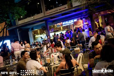 Seenspace Invasion ที่ร้าน Clouds, Fat'R Gut'z และ BREW Beers & Ciders — photo 74