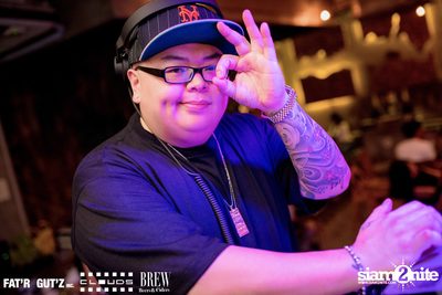Seenspace Invasion ที่ร้าน Clouds, Fat'R Gut'z และ BREW Beers & Ciders — photo 78