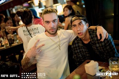 Seenspace Invasion ที่ร้าน Clouds, Fat'R Gut'z และ BREW Beers & Ciders — photo 89