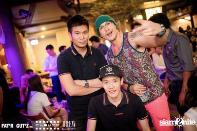 Seenspace Invasion ที่ร้าน Clouds, Fat'R Gut'z และ BREW Beers & Ciders — photo 93