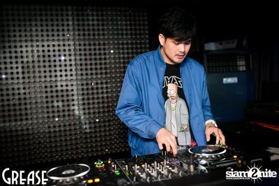Unite Thursday's with Wrapkids at Grease, Sukhumvit 49 — photo 1