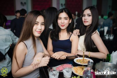 Friday Night at NOXS Bangkok, Ekamai-Raminthra — photo 7