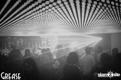 Friday Night with Ziggarice at Grease Bangkok, Sukhumvit 49 — photo 103