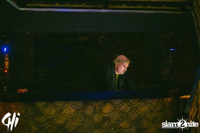 Friday Night at CHi - upscale dining and entertainment — photo 16