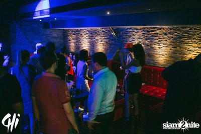 Friday Night at CHi - upscale dining and entertainment — photo 66