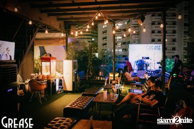 Saturday Night at GREASE Bangkok, Sukhumvit 49 — photo 30