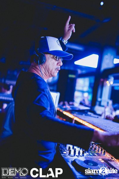 The Collaboration Party Series | Thonglor Airlines (Album 1) — photo 6